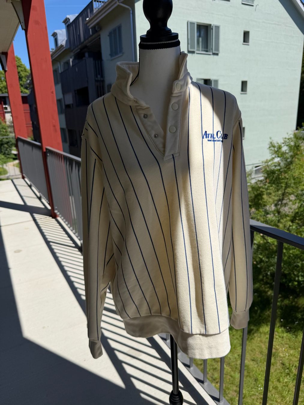 Pullover & Sweatshirts: Primark Ath. Club Sweatshirt, Grösse S – Gebraucht aus Riehen von edu_92w7 7