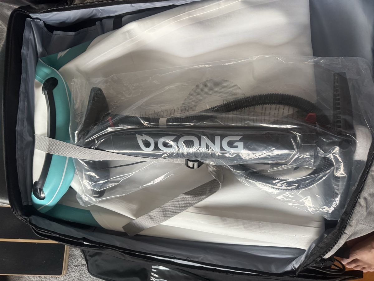 Gong Tavole da surf e di nuoto: gong  wingfoil board hipe diamond  – Nuovo e nell'imballaggio originale da pregassona venduto da dan_pbb9