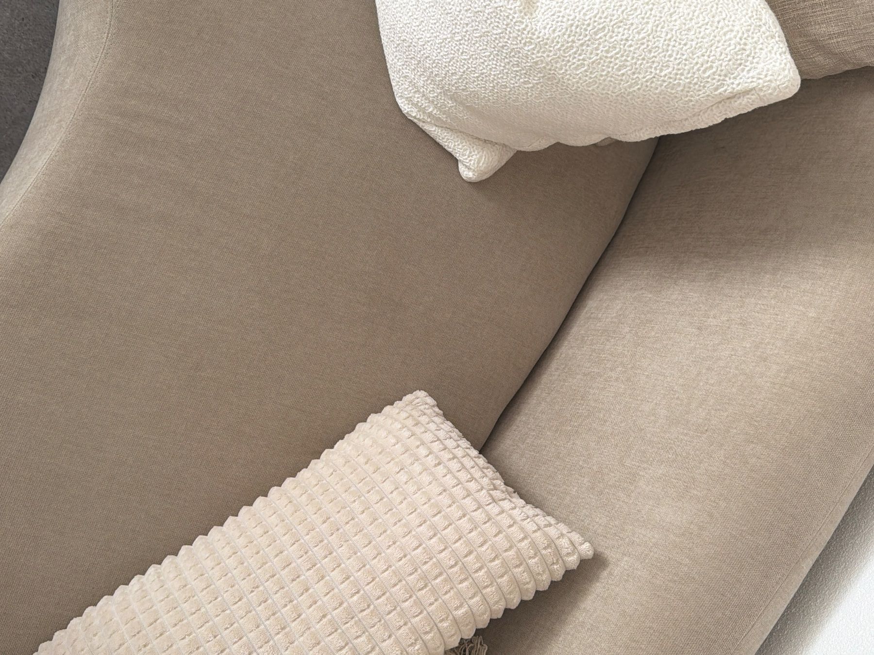 Sofacompany Sofas: Sofa Sofacompany ROSE 2,5er links Danny Cream – Neu (gemäss Beschreibung) aus Appenzell von samirakeller 2