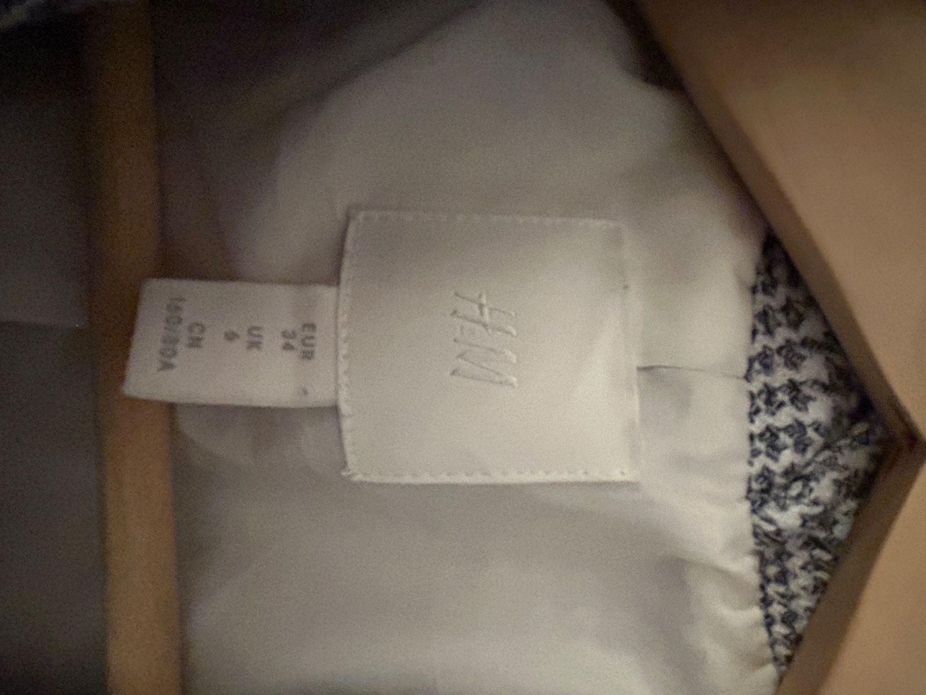 H&M Giacche: Blazer 34 – Nuovo (secondo la descrizione) da Zürich venduto da fla_qd7x 1