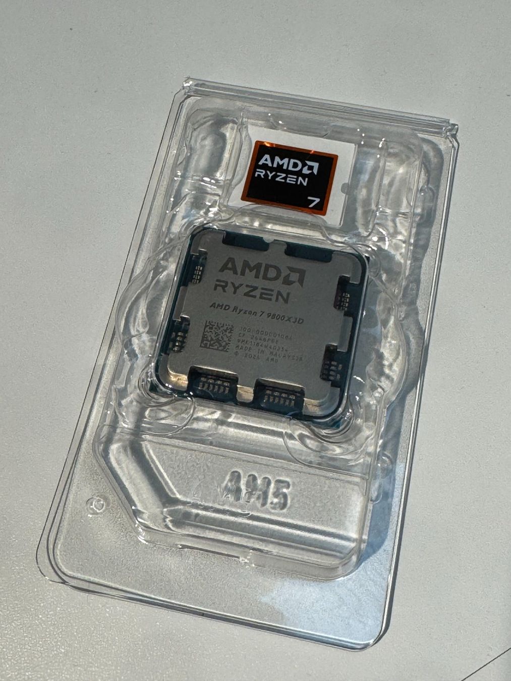 Amd Componenti elettronici: AMD Ryzen 7 9800X3D, Boxed, Garantie – Usato da Neftenbach venduto da Eagle_B5 1