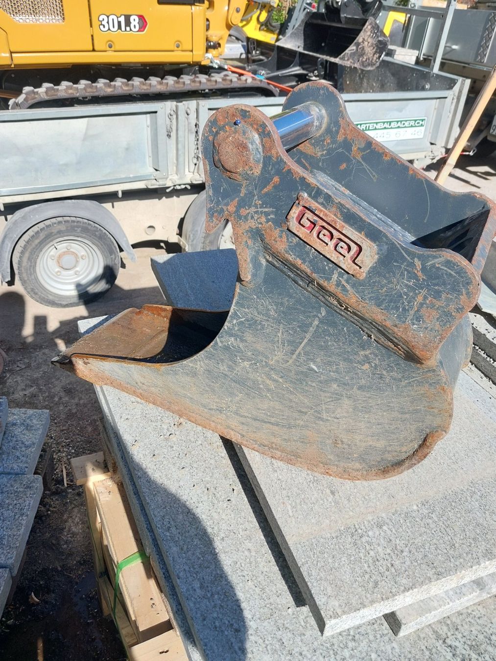 Accessori Trattori &Veicoli agricoli: Baggerlöffel Tieflöffel – Usato da Rifferswil venduto da Emil131 1