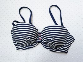 NEU! Sportliches Calida Bikinioberteil Gr. 42A