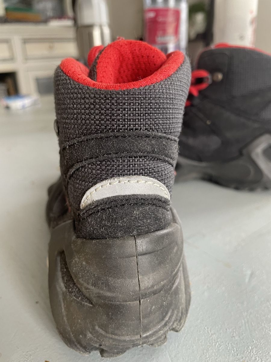 Lowa Scarpe per ragazzi: Lowa Wanderschuhe – Usato da Brugg AG venduto da Stony64 2