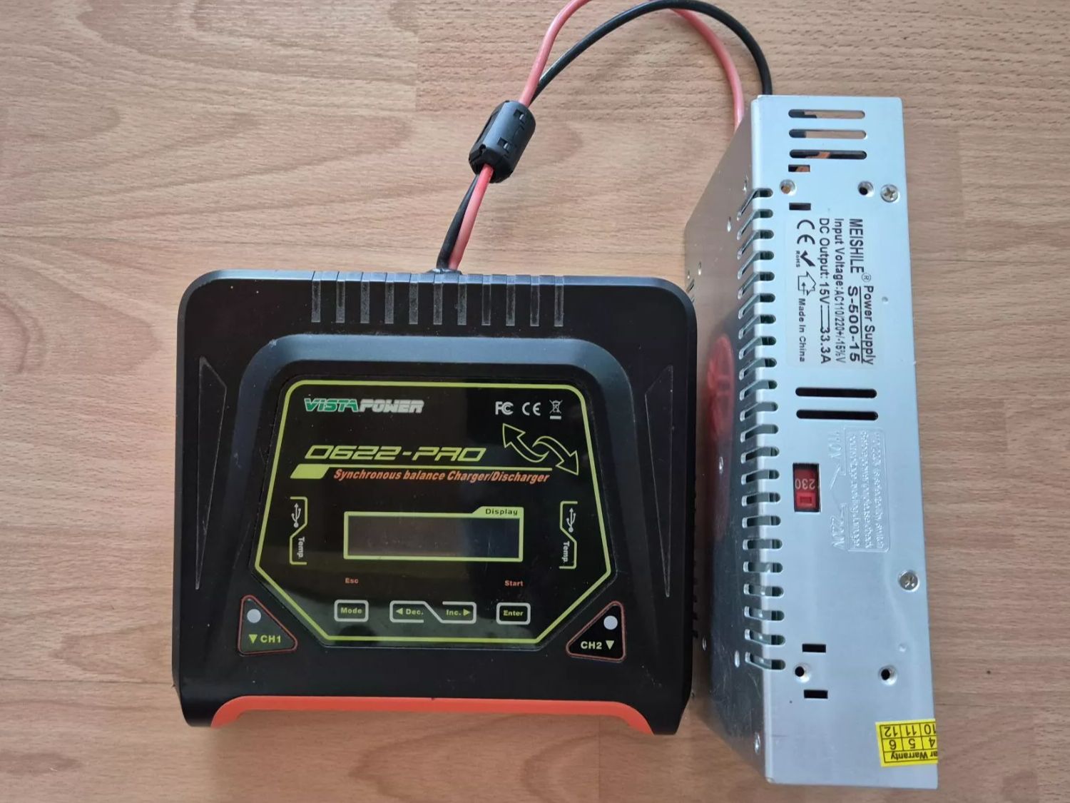 Batterie, Caricabatterie & Alimentatori: Vista Power 0622 Synchrones Akkulladegerät – Usato da Burgdorf venduto da lar_62mw