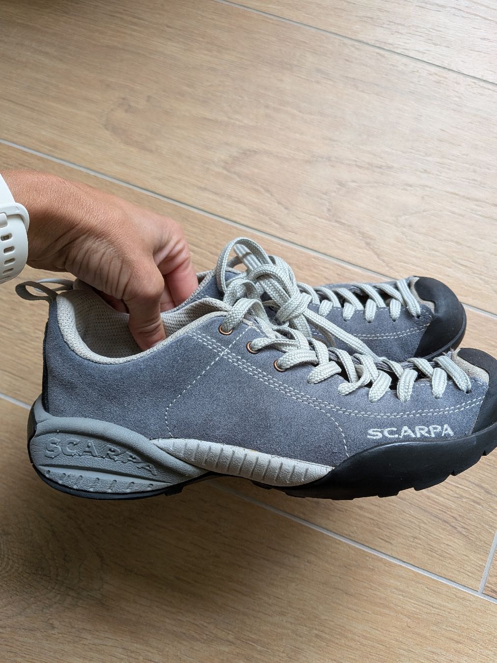 Scarpa Chaussures femmes: Scarpa Vibram Grösse 37.5 – D'occasion à Eschenbach SG par SanFranciscoCalifornia 1