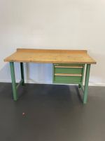 Werkbank mit Unterbauschrank