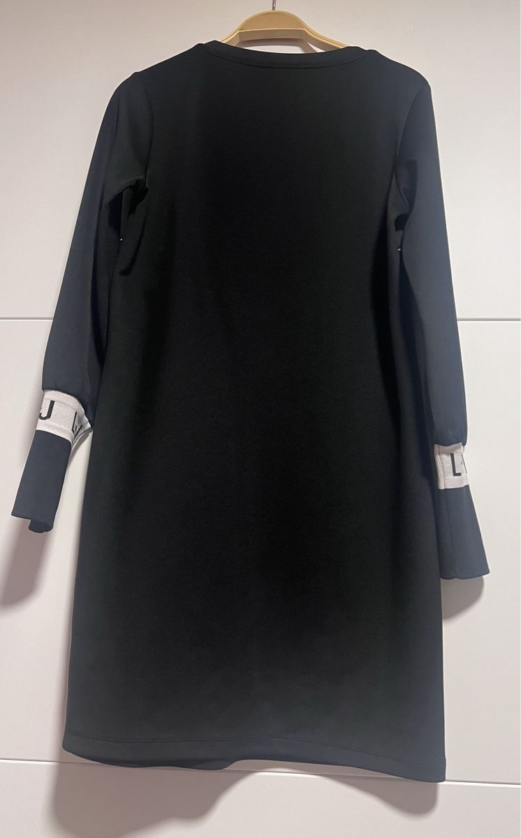 Liu Jo Vestiti: Liu Jo Milano Kleid – Usato da Wädenswil venduto da Sancho0111 1