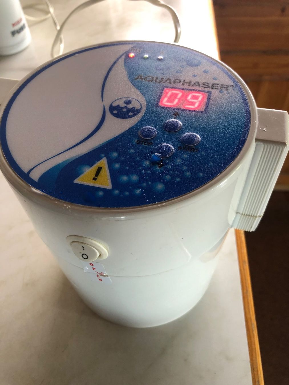 Attrezzature mediche: Wasserionisierer Aquaphaser Classic mit Silberelektrode – Usato da Reichenbach i. K. venduto da Yadu