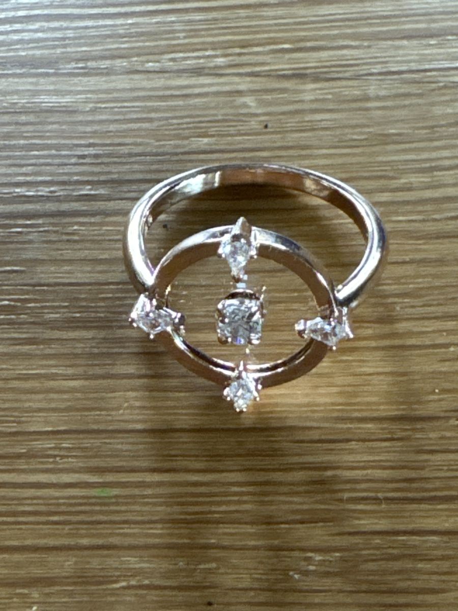 Swarovski Anelli: Wunderschöner Ring roségoldfarben von Swarovski – Nuovo e nell'imballaggio originale da Frauenkappelen venduto da leola1973