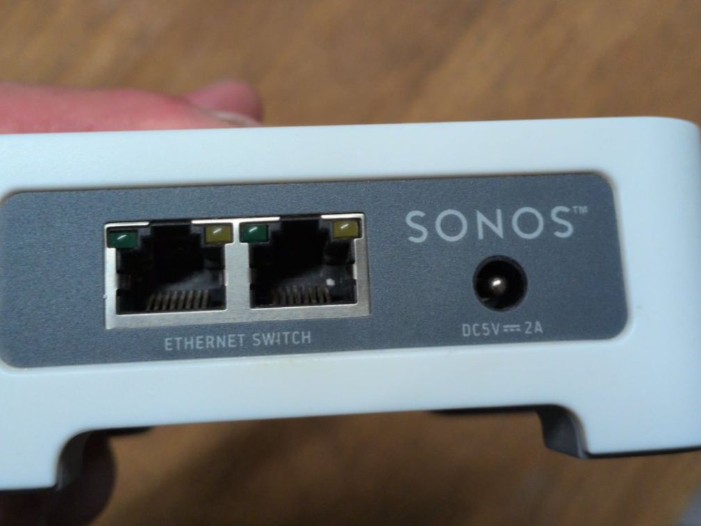 Sonos WiFi: Sonos Bridge ohne Ladekabel – Usato da Buchrain venduto da Trayd 1