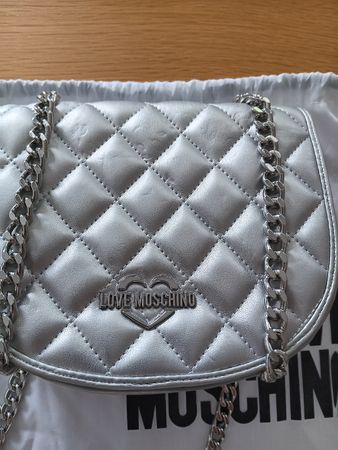 Love Moschino Umhängetasche, Silber, Top Zustand, Neuwertig