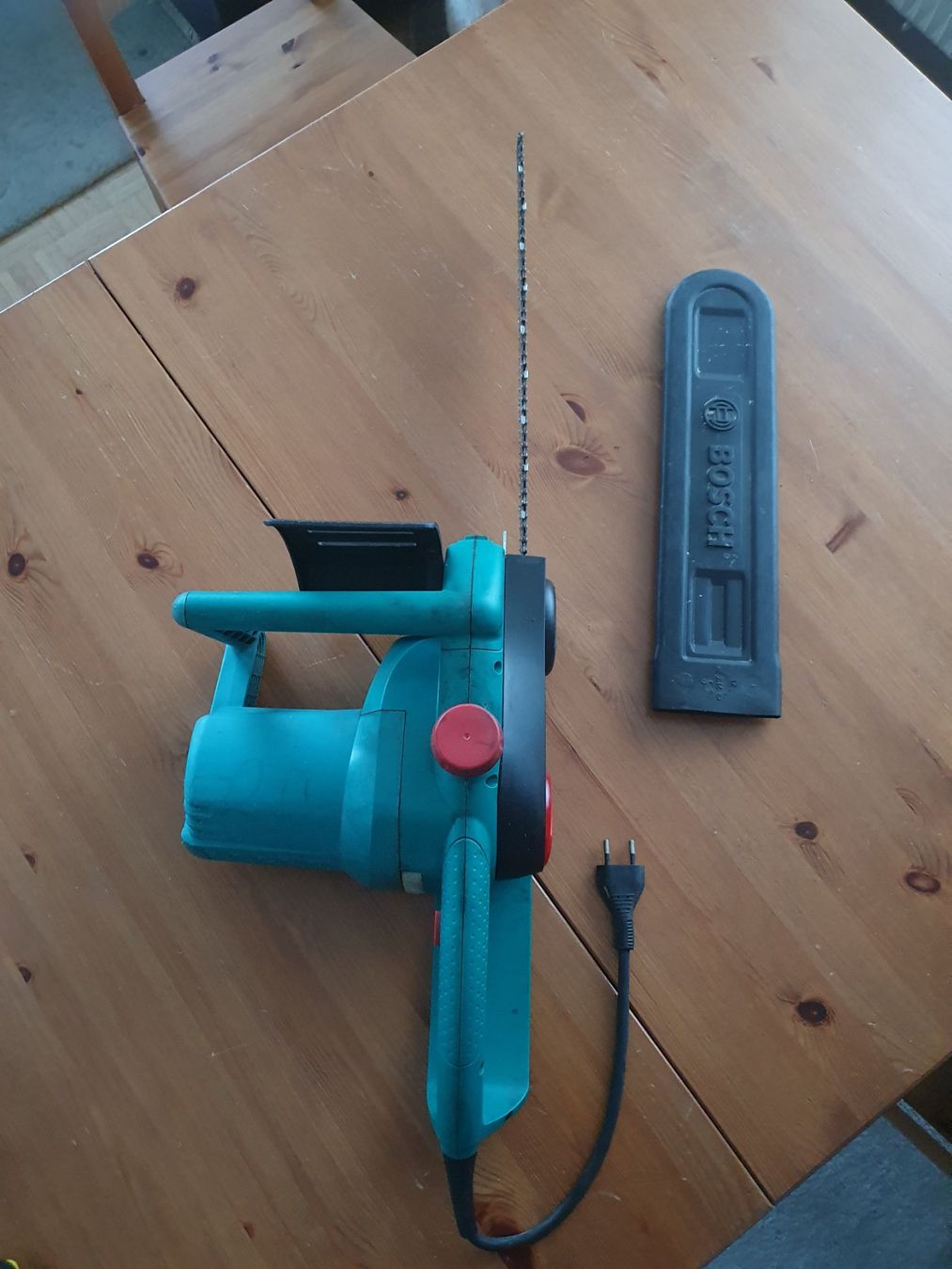 Bosch Seghe: BOSCH AKE 40 S Elektro-Kettensäge. – Usato da Wiedlisbach venduto da leiku88