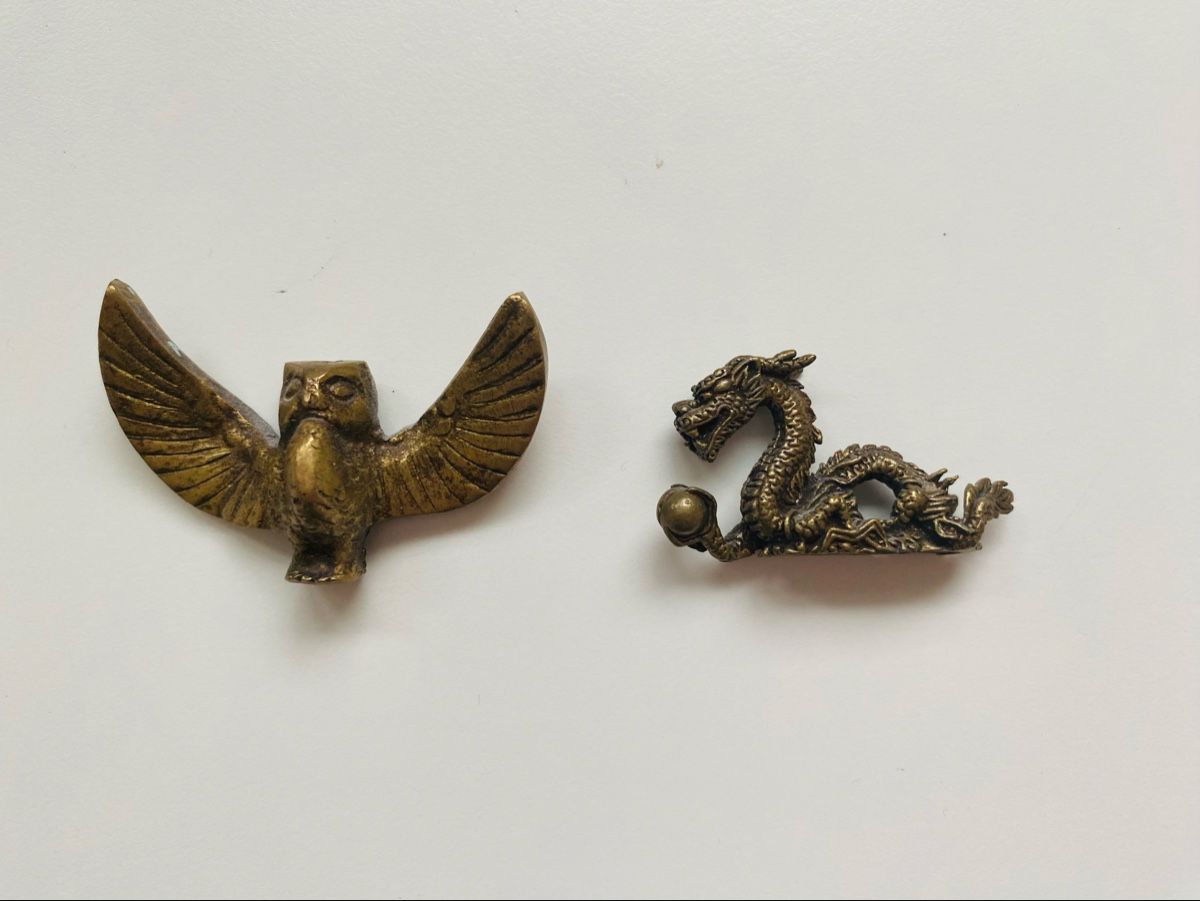 Tutte le decorazioni: Zwei Metallfiguren Drache und Eule – Usato da Malters venduto da Kuettel1