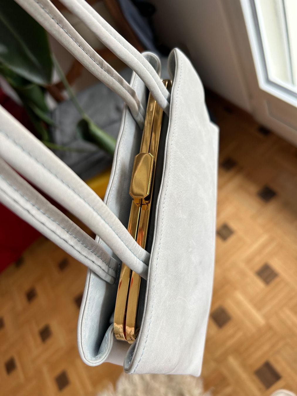 Escada Taschen für Damen: Escada small bag, vintage, baby blue – Gebraucht aus Rüschlikon von Tey_sl 5