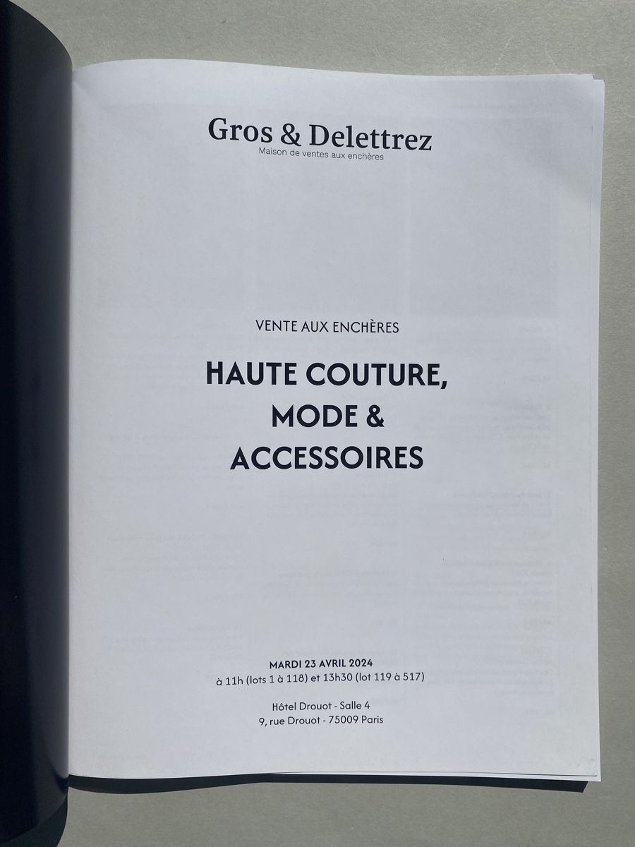 Libri: Haute Couture, Mode & Accessoires, Katalog – Usato da Zürich venduto da lesgarcons 1