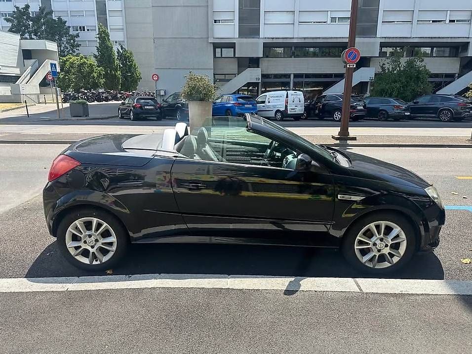 Opel Automobili: Opel Tigra Twintop 1.8 125 CV – Usato da Carouge GE venduto da Veselinovic 1