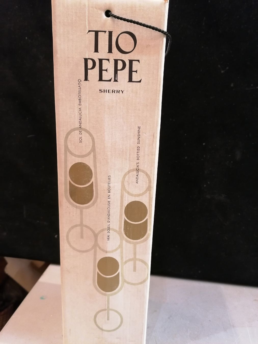 Bevande alcoliche: Sherry "Tio Pepe" Gonzalez Byass Jerez – Nuovo (secondo la descrizione) da Genève venduto da Leboucheoreilles 5