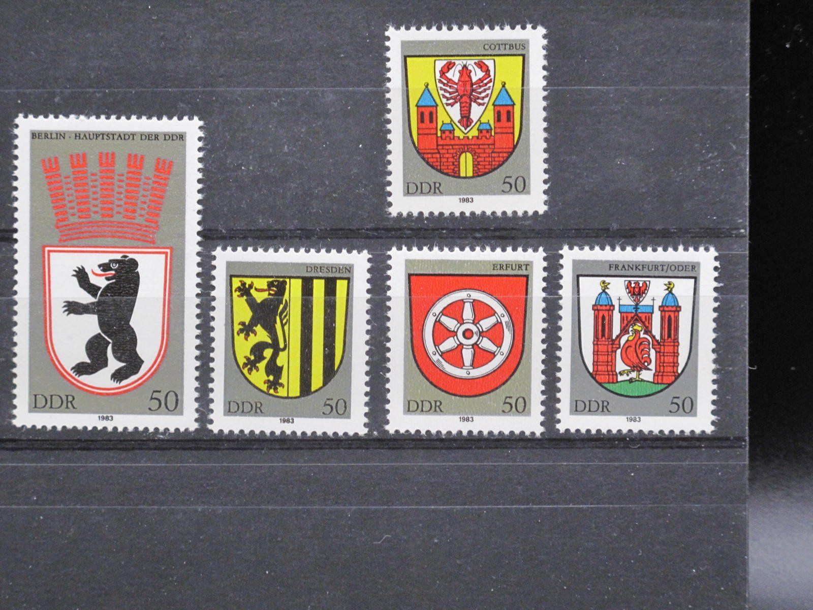 Tutti i francobolli: DDR 1983 Stadtwappen ** – Usato da Wil SG venduto da fva01