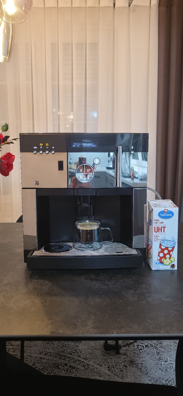 WMF Macchine per caffè & Macchine per espresso: WMF 1000 Professional - ab Service - 6 Monaten Garantie – Usato da Oensingen venduto da Sip77