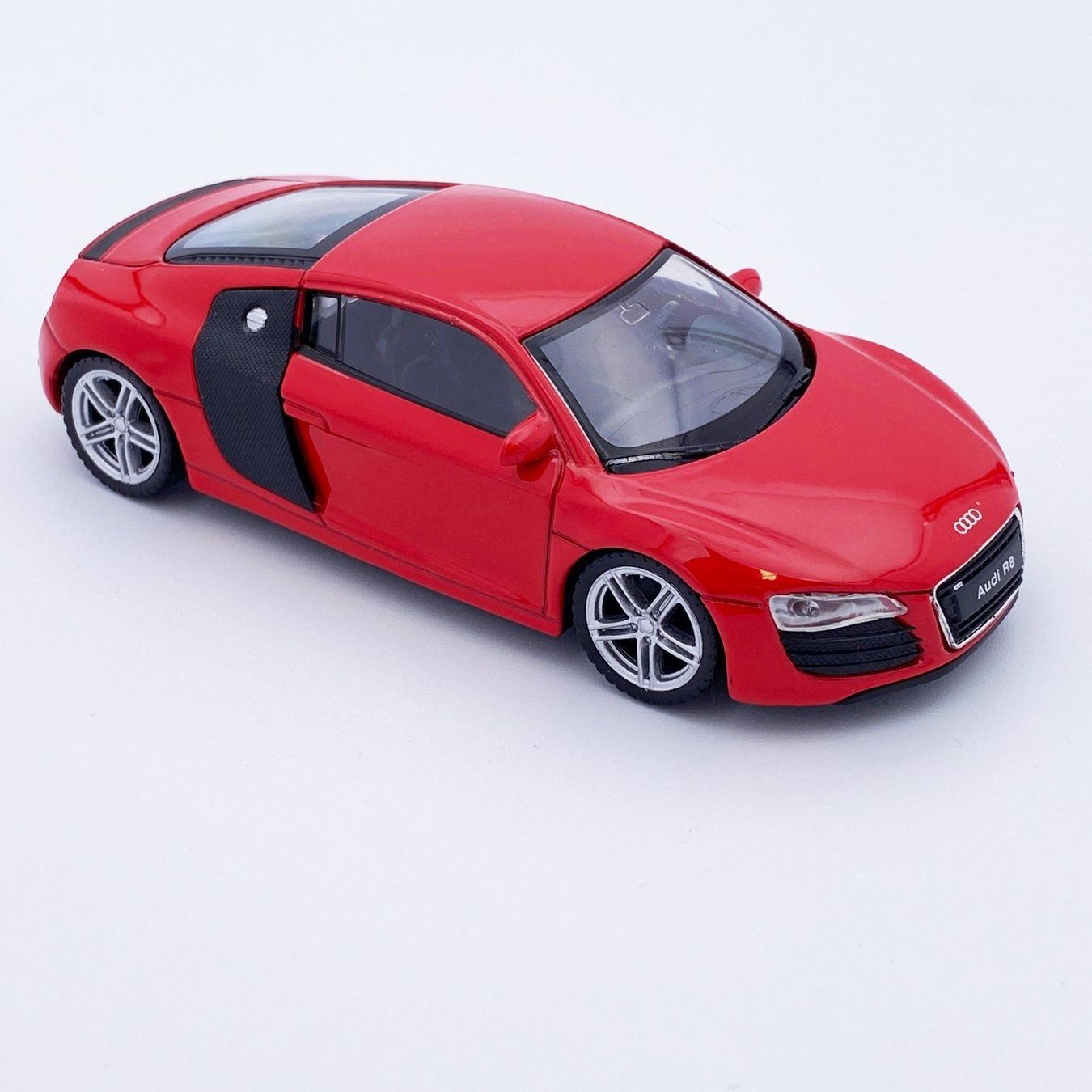Audi Modellautos: Audi R8 – Neu und originalverpackt aus Suhr von fmgiger
