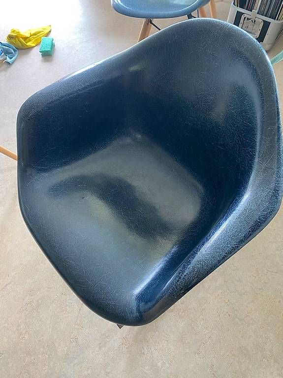 Eames Sedie: Eames Rocking Chair Hermann Miller – Usato da Zürich venduto da Upeter0 1