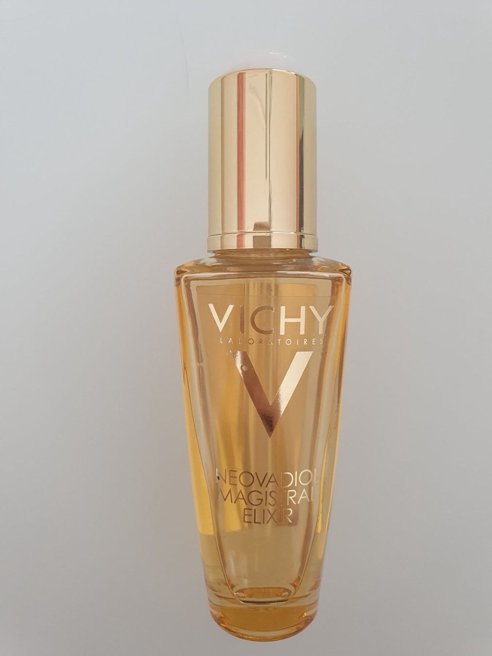 Vichy Gesichtspflege: Vichy neovadiol magistral elixir – Gebraucht aus Moosseedorf von Sonnenschein..