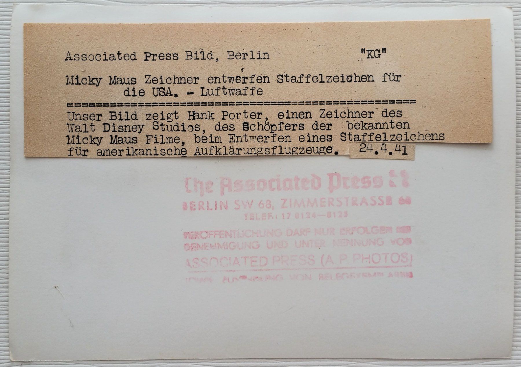 Foto & Immagini: Hank Porter, Zeichner des Walt Disney Studios, 1941 – Usato da Oberriet SG venduto da ganesh435 1