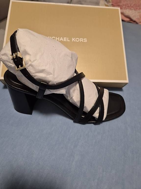 Michael Kors Damenschuhe: Michael Kors Sandalen – Gebraucht aus Hochdorf von Isa.9944 4