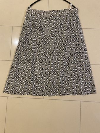 Eleganter gemusterter Damenrock in Grau Gr. 54/6