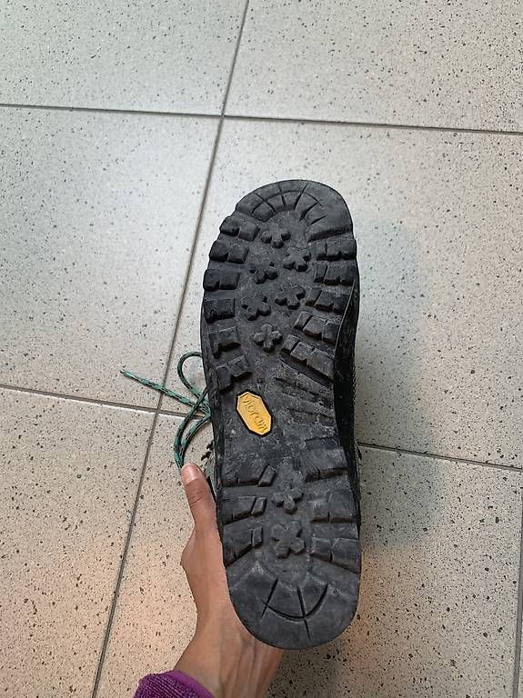 Scarpe da donna: Wanderschuhe KayLand – Usato da Winterthur venduto da Saki02 1