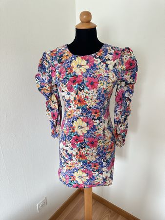 Zara Floral Mini Dress, Size M, Perfect for Spring!
