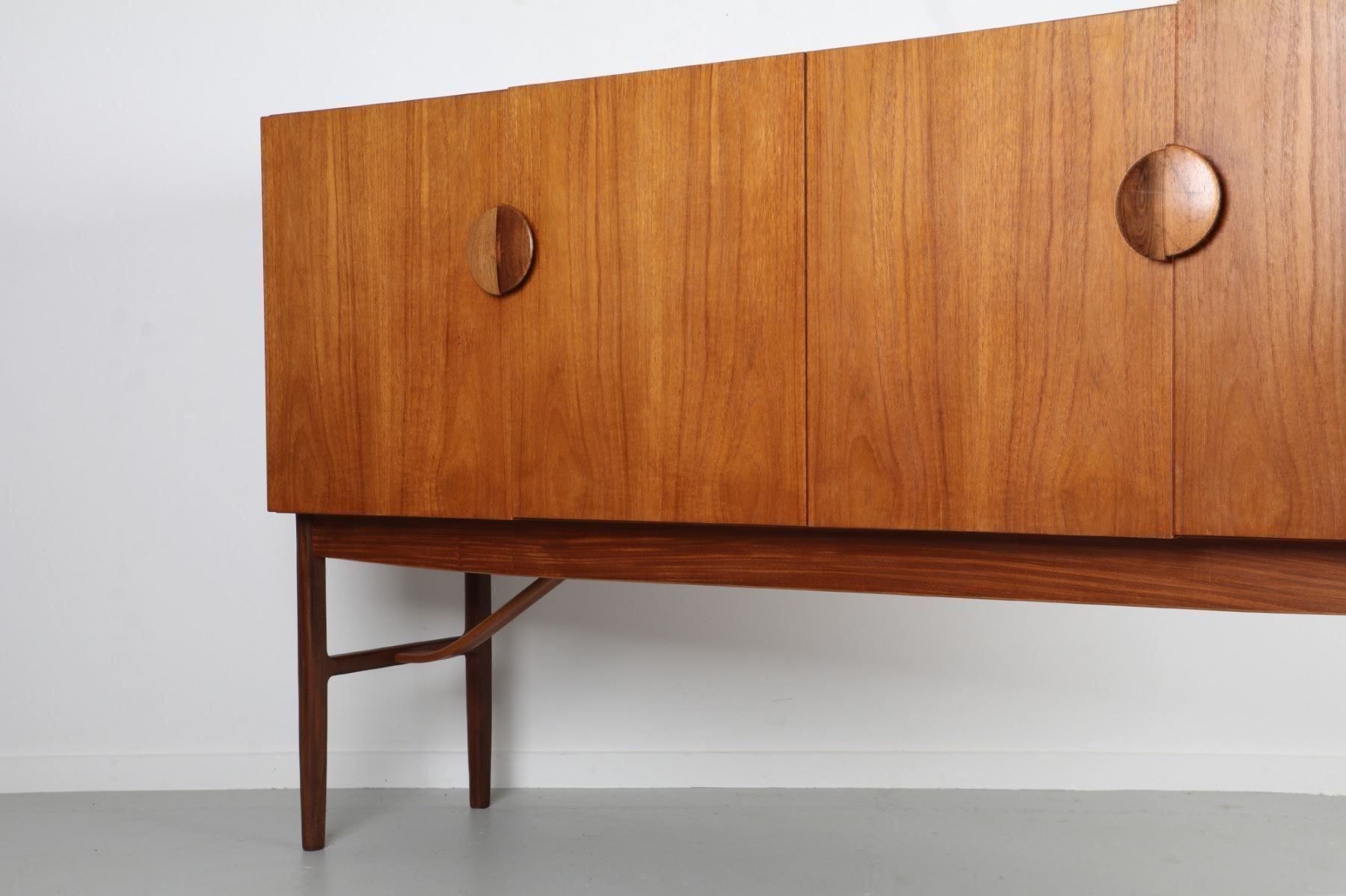 Cassettiere: IB Kofod-Larsen Teak Highboard – Usato da Basel venduto da MidMod20C 2