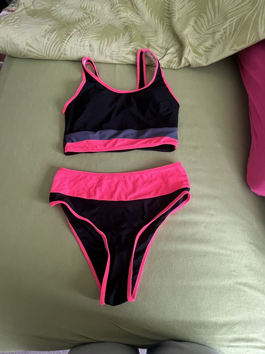 Badekleider & Bikinis: Bikini schwarz pink Grösse L neu – Neu und originalverpackt aus Giswil von Mauritius9026