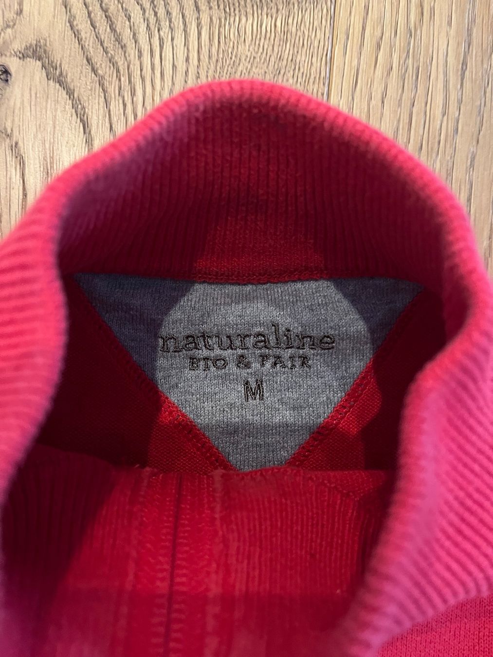 Maglioni & Felpe: Roter Pullover in Grösse M – Usato da Evilard venduto da Madmaya 1