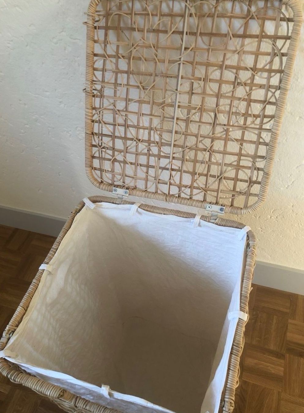 Ikea Wäschekörbe: Wäschekorb – Gebraucht aus Zürich von pau_shg6 2