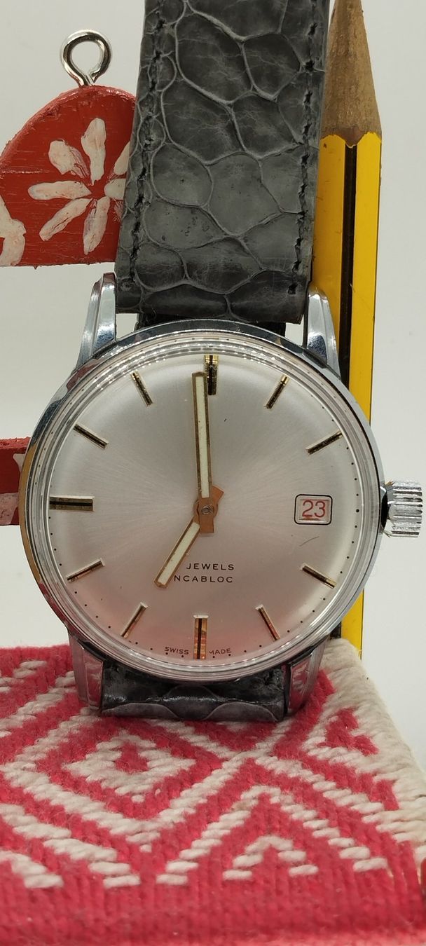 Orologi: Montre récupération – Usato da La Chaux-de-Fonds venduto da jac_9llg