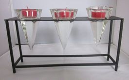 Teelichtständer aus Metall und Glas