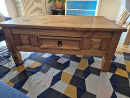 Couchtisch Holz Massiv mit Schublade guter Zustand