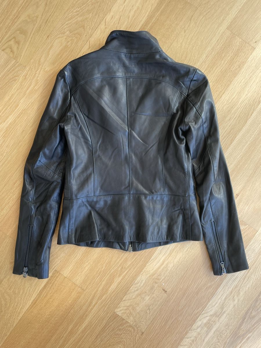 Vera Pelle Giacche: Vera Pelle Lederjacke Damen – Usato da Wädenswil venduto da Cloode_ 1