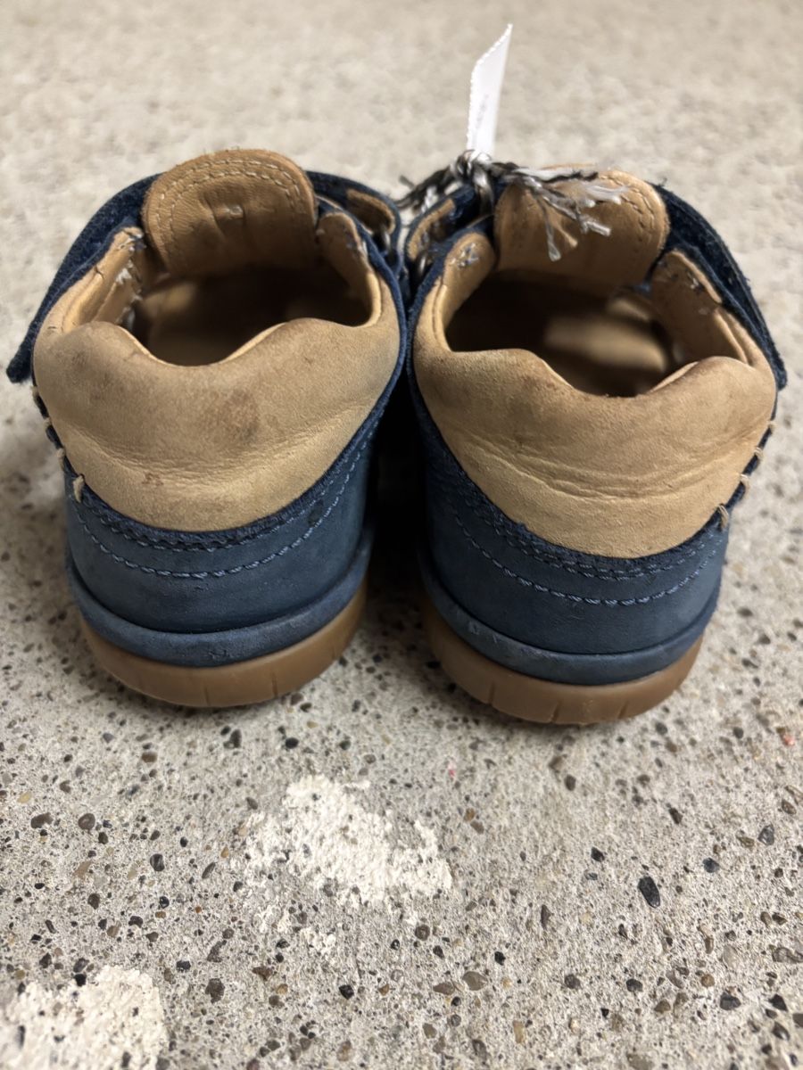 Elefanten Schuhe für Jungen: Elefanten Sandale, Grösse 24 – Gebraucht aus Büren an der Aare von Nikito2001 1