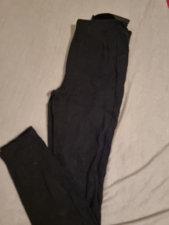 Schwarze Stoffhose