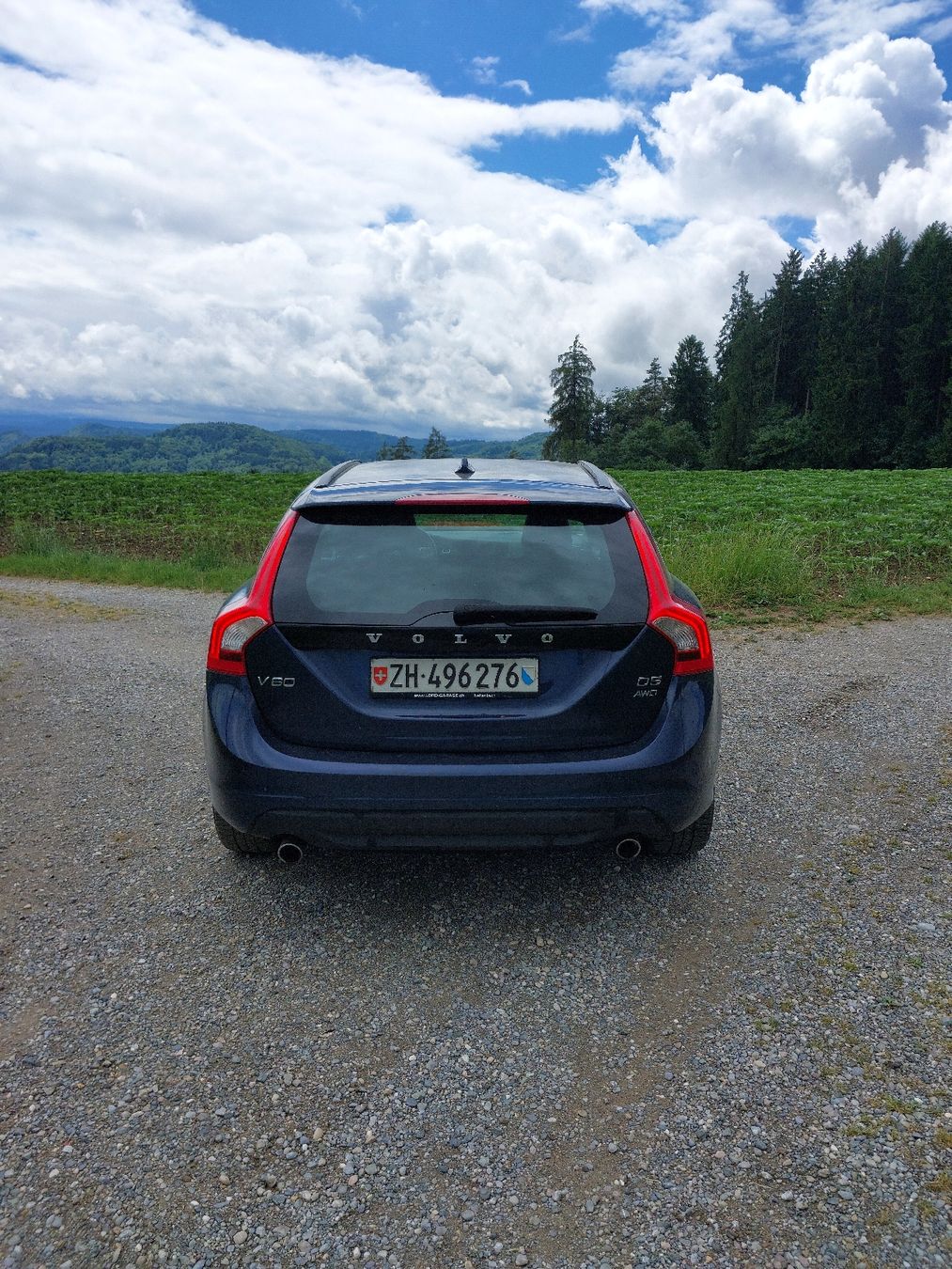 Autos: Volvo V60 D5 Kombi  – Gebraucht aus Neftenbach von BF92 1