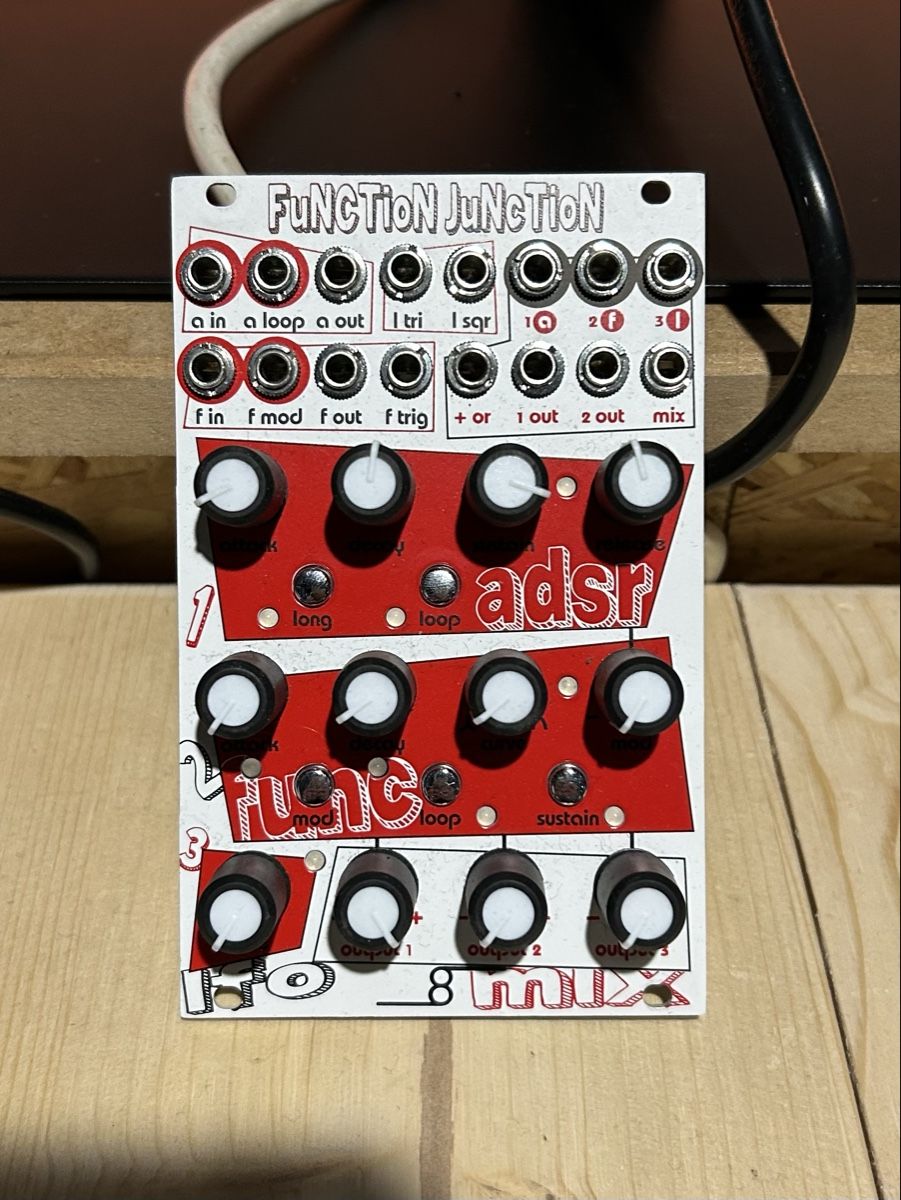 Musikinstrumente: Function Junction Eurorack Modul – Gebraucht aus Winterthur von Par4no1se