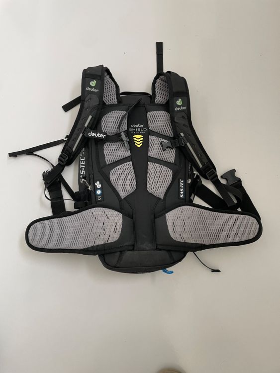 Deuter Attack 20 Protektorenrucksack Bike (Gebraucht) in Winterthur für ...
