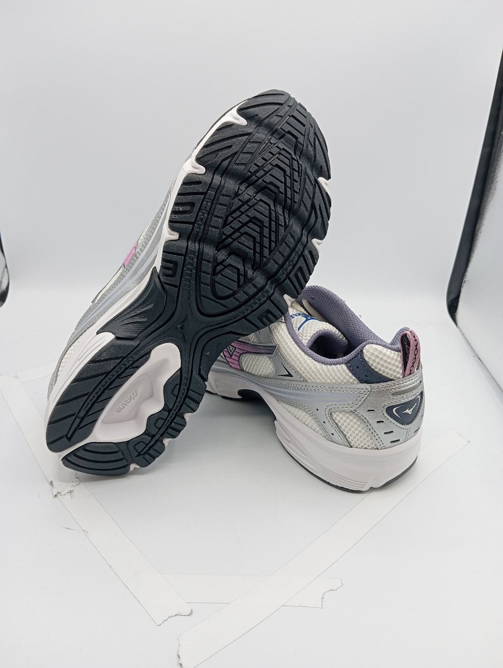 Mizuno Scarpe da uomo: Mizuno MXR (EU38.5) – Nuovo e nell'imballaggio originale da Schaffhausen venduto da outlez 6