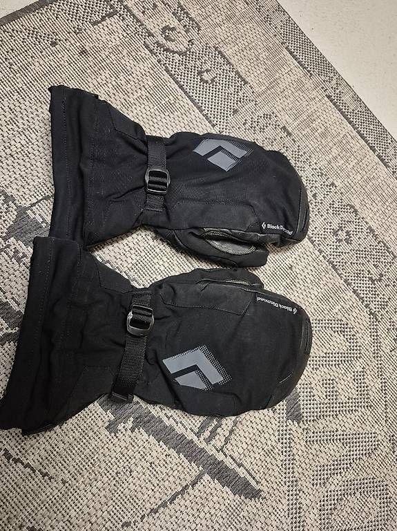Guanti & manicotti: Handschuhe, sehr warm – Usato da Mägenwil venduto da InEcoTec