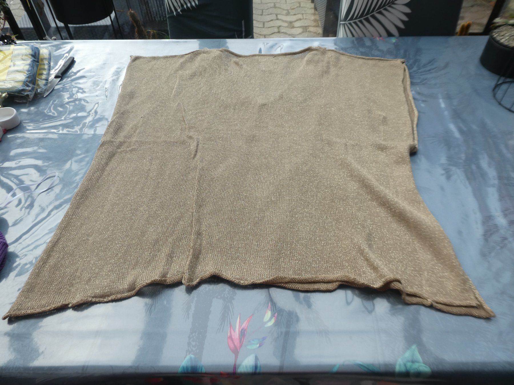 Tops: Top élégant doré avec perles, taille 42/44 – Neu (gemäss Beschreibung) aus Troistorrents von Marion70 1