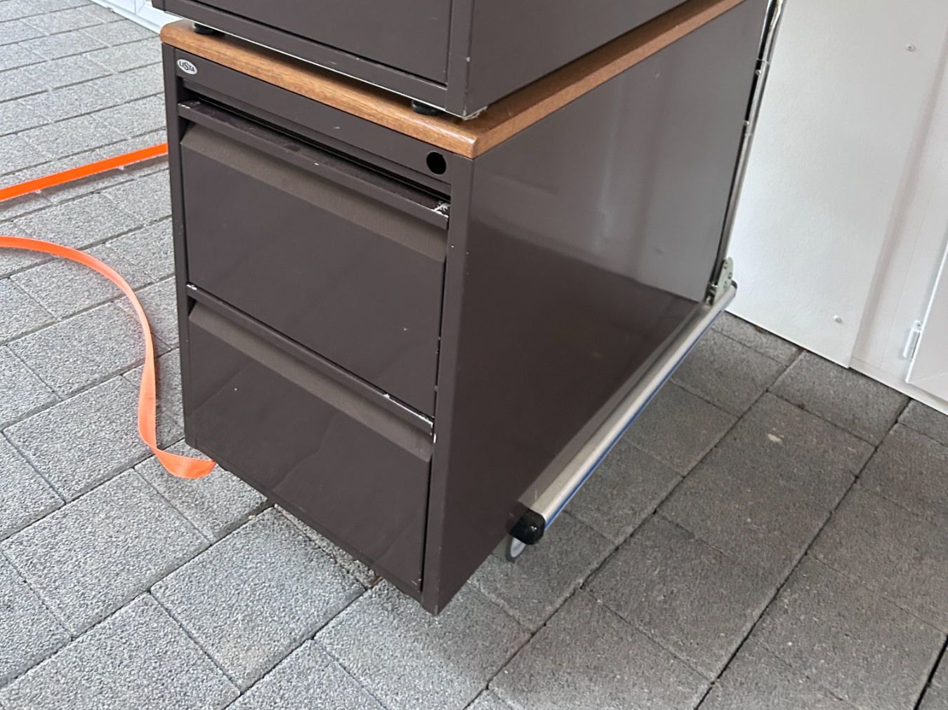 Lista Armadi: Lista Unterstell-Korpus 800mm - ab 1.- – Usato da Schänis venduto da Linth01 1
