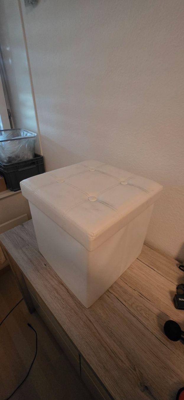 Hocker: Hocker mit Stauraum – Gebraucht aus Zürich von Abrar123 5